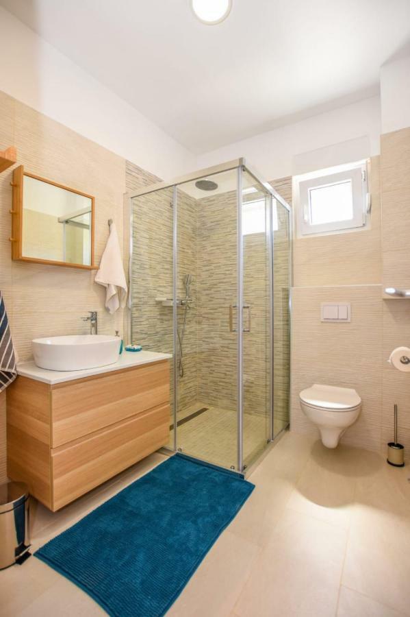 Apartments Milena 8 Mandre Exterior photo